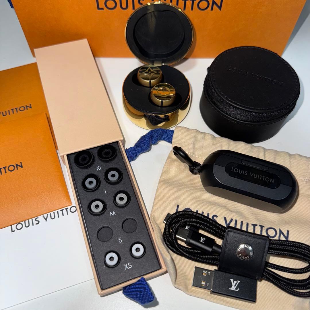 ルイヴィトン　ホライゾンライト・アップイヤホン　ゴールド　QAB220