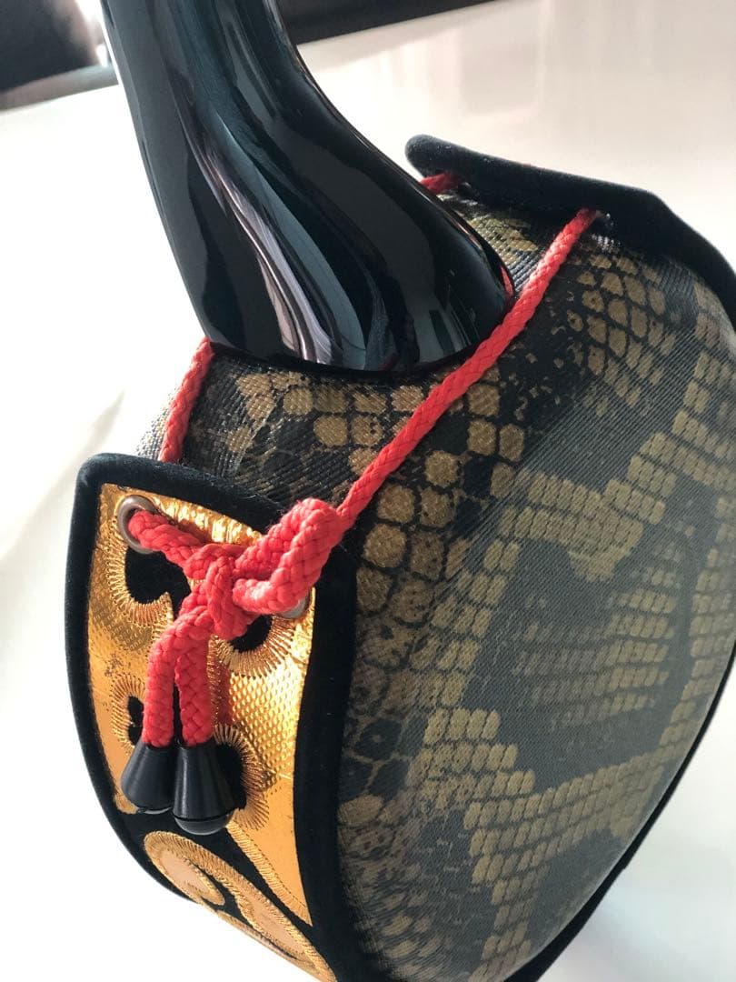 お値下げいたしました！新品！チューナー付ミニ三線！