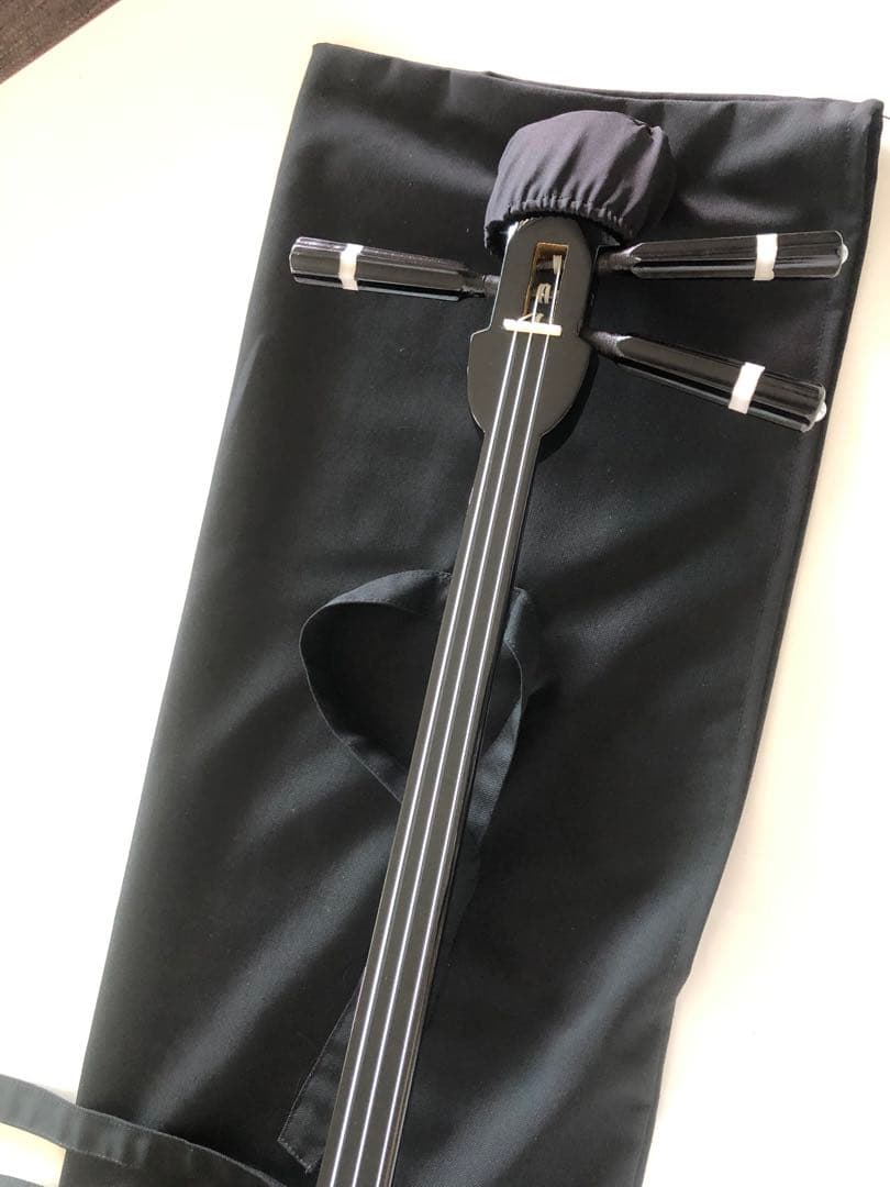 お値下げいたしました！新品！チューナー付ミニ三線！