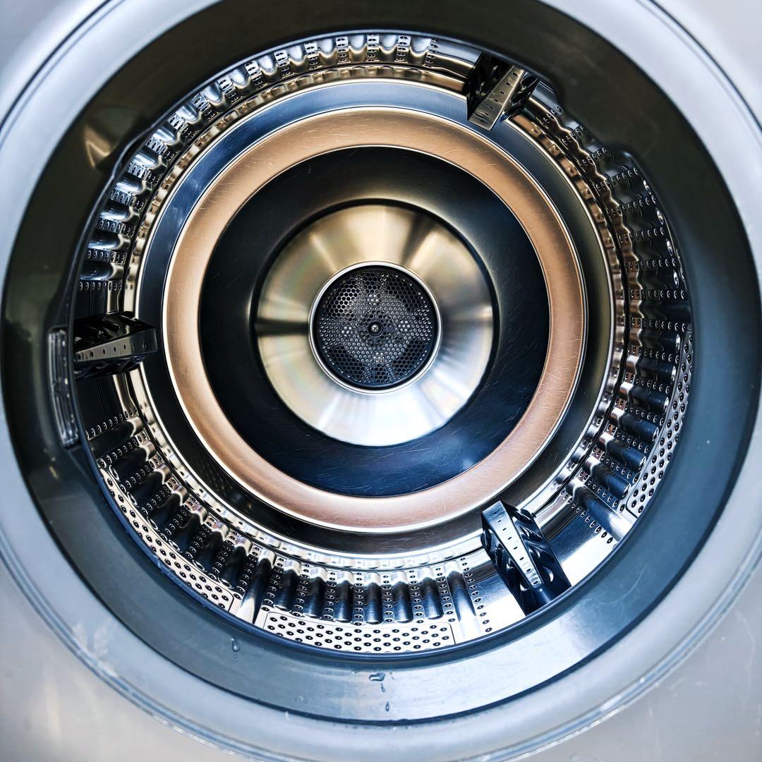 85運搬取付無料！シルバー純正SHARP右開きドラム式乾燥洗濯機！完動品超美品！