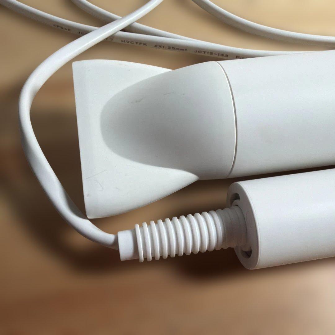 cadre ホワイト ヘアドライヤー カドレ