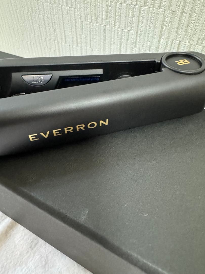 EVERRON ヘアアイロン　エヴァロン