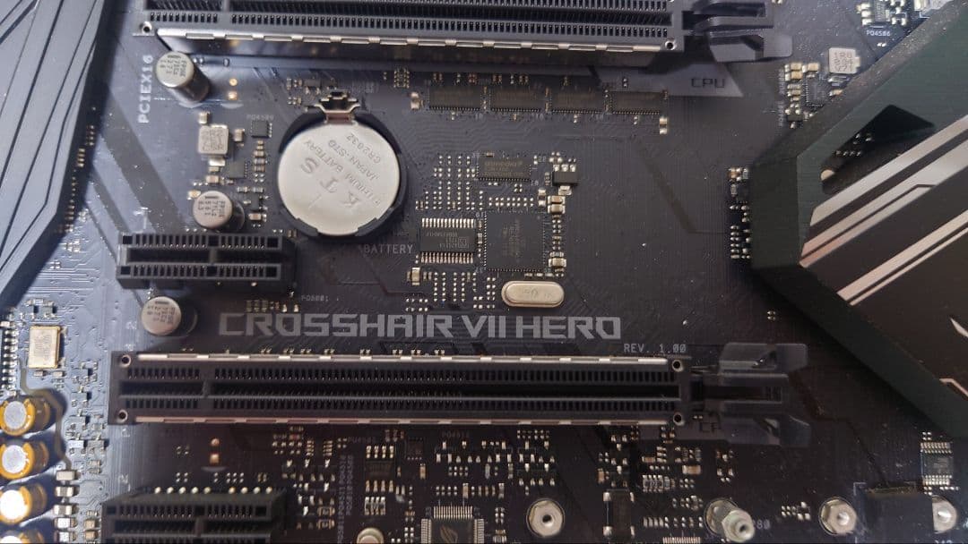 ASUS ROG Crosshair VII HERO(X470 マザーボード)