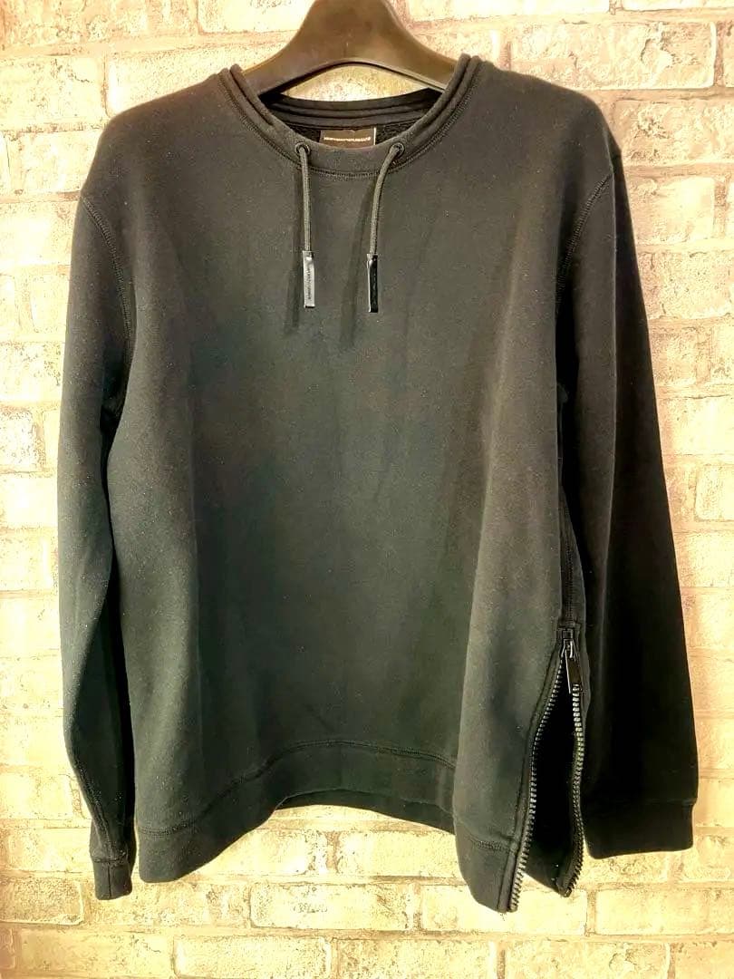 m*7様 EMPORIO ARMANI 黒トレーナー サイドジッパー XL レッ