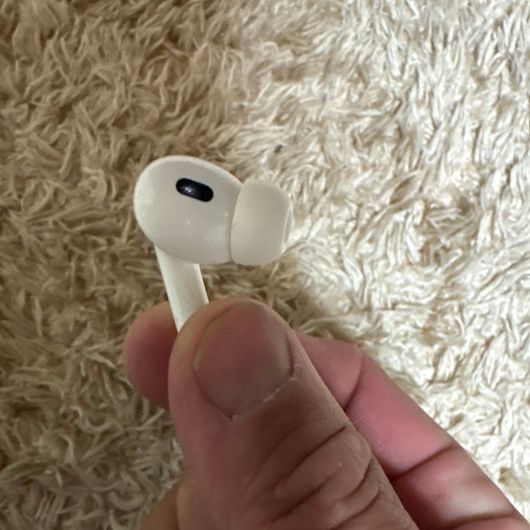 AirPods Pro第二世代　タイプC本体 ホワイト 充電ケース付き