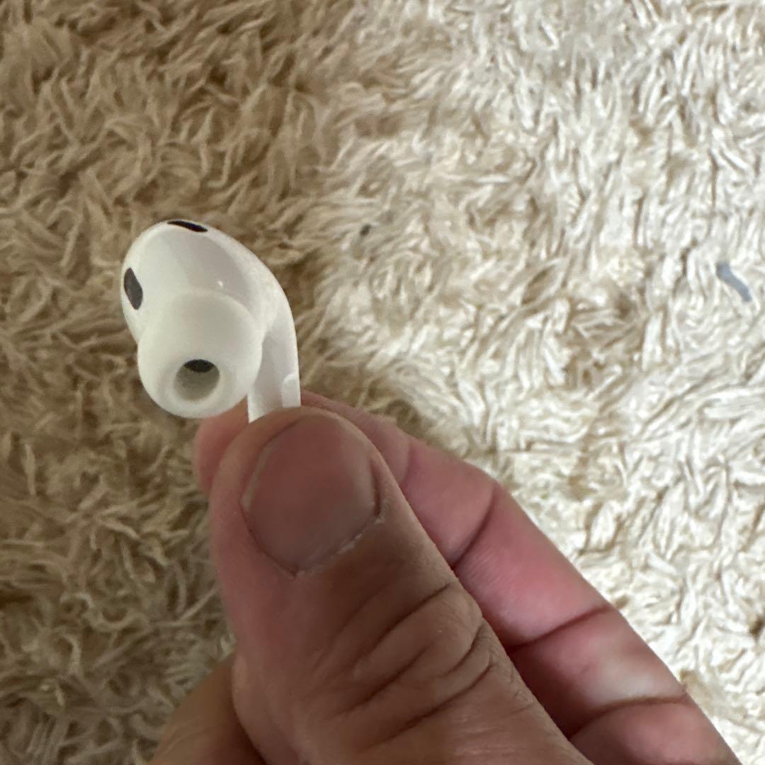 AirPods Pro第二世代　タイプC本体 ホワイト 充電ケース付き