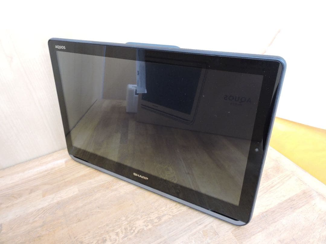 SHARP AQUOS 16インチ ポータブルテレビ 2T-C16AP 2019