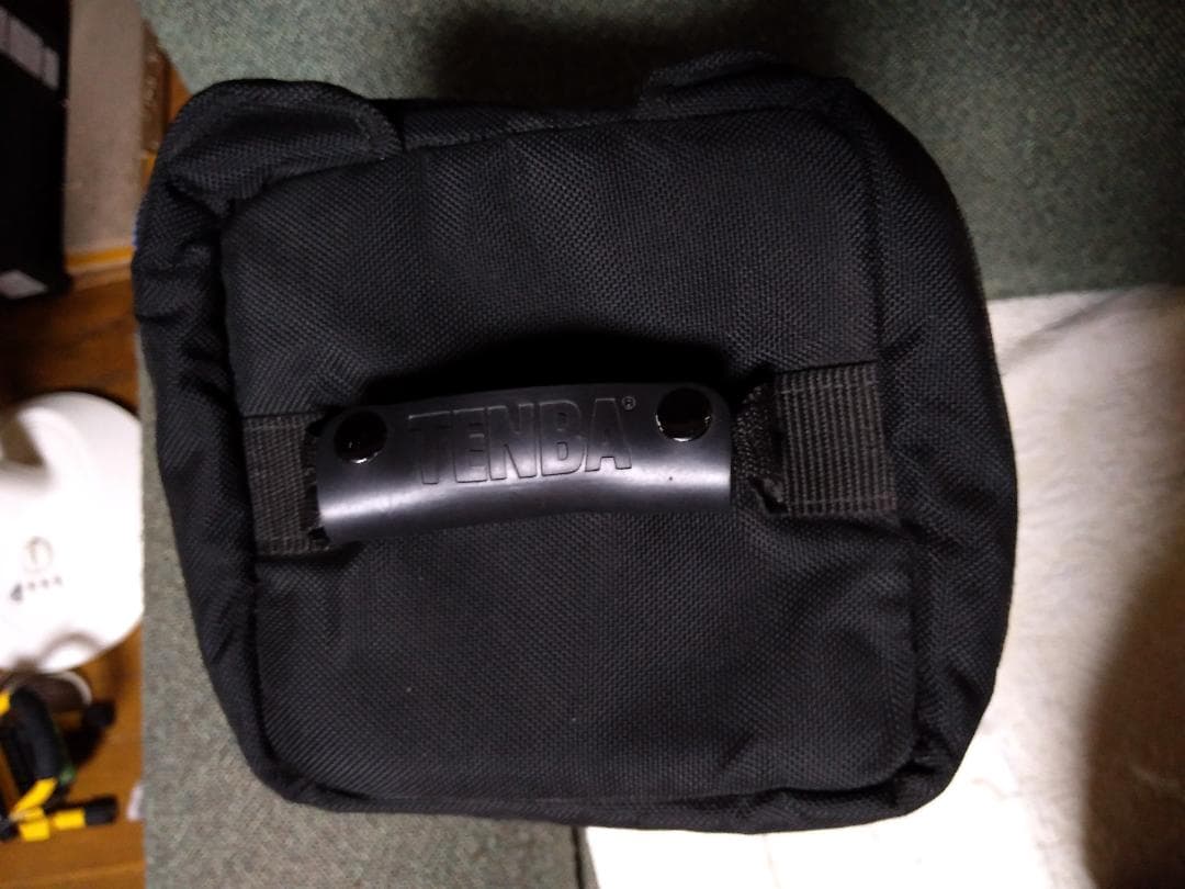 テンバの望遠用レンズケースです