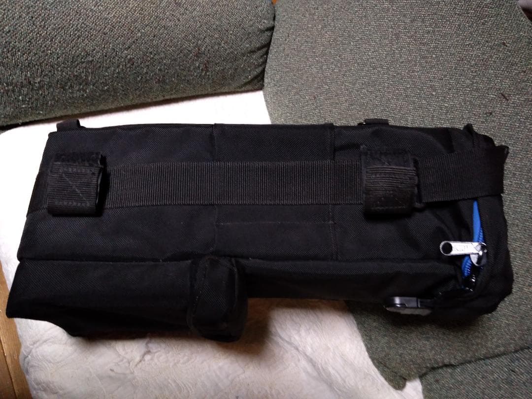 テンバの望遠用レンズケースです