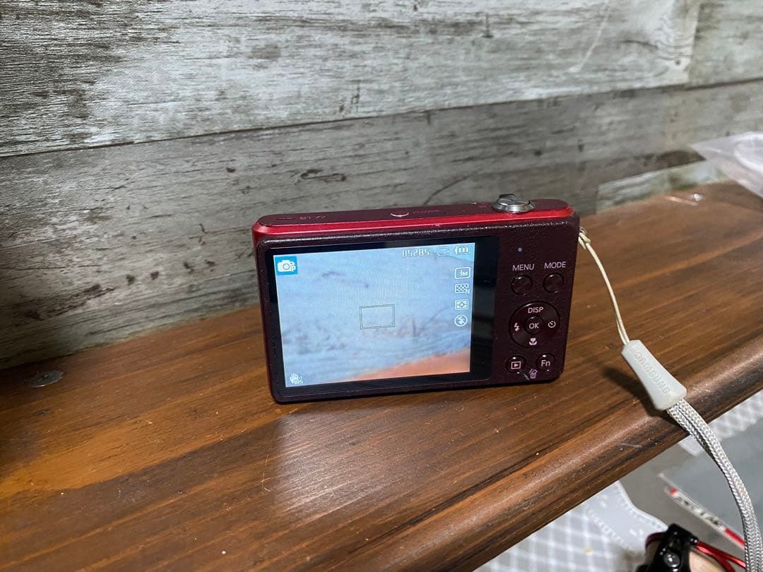 ★大幅値下げ　Samsung ST77 赤 デジタル光学ズ一ムカメラ　美品