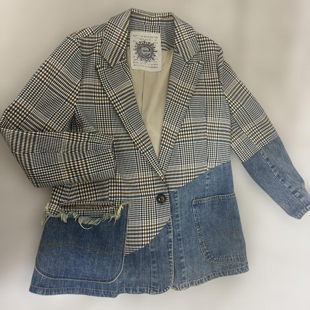 ミカーレミカーレのジャケット