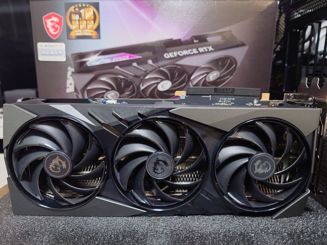 グラフィックボード・グラボ・ビデオカード MSI GeForce RTX 4090 GAMING X SLIM 24G