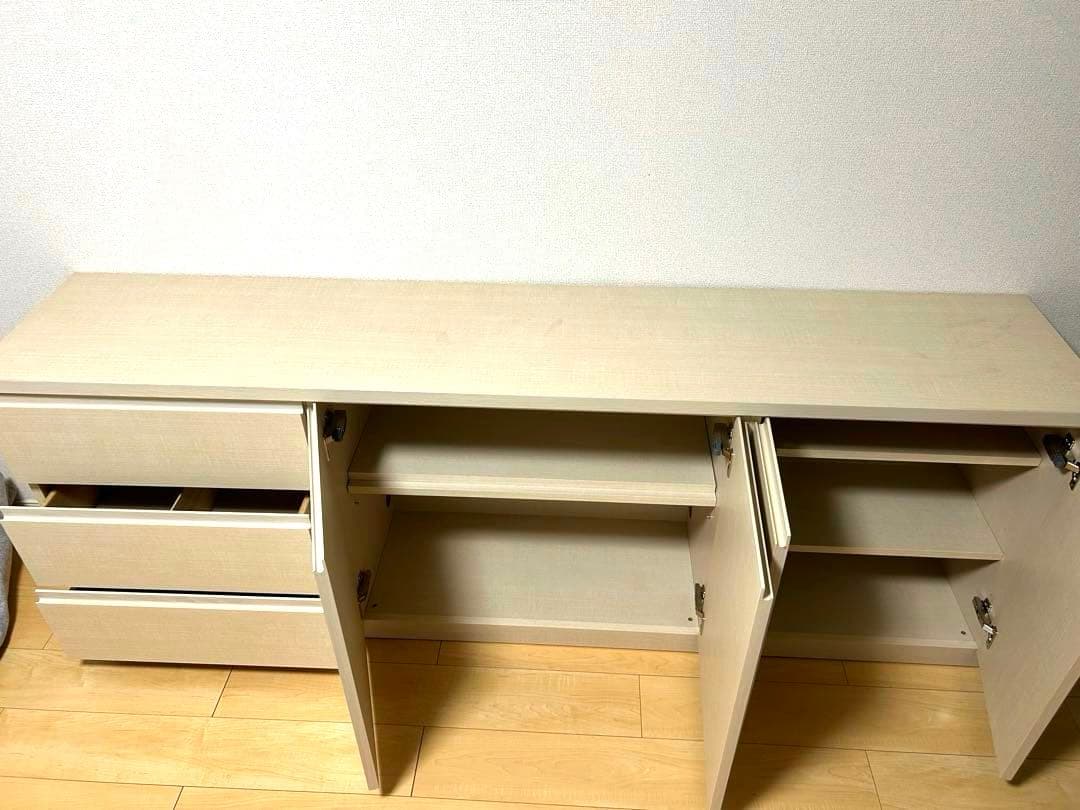 あき　※分解して発送します　KEYUKA リビングボード　送料込み