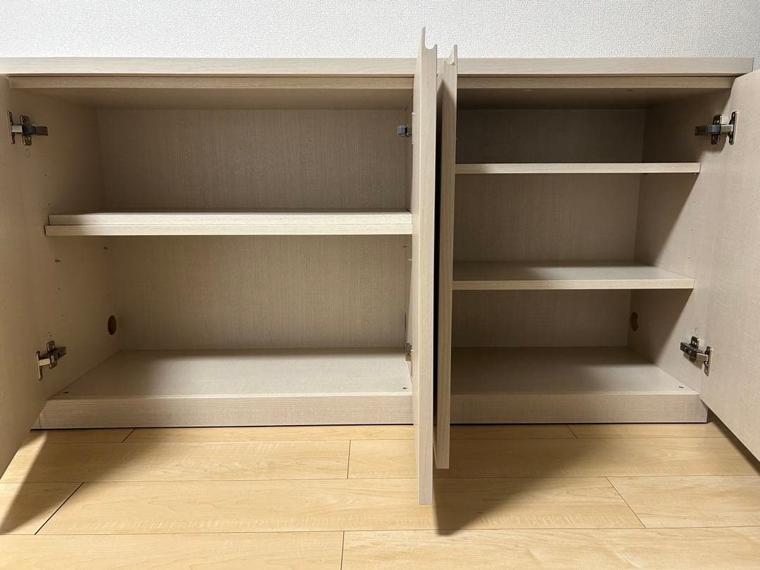 あき　※分解して発送します　KEYUKA リビングボード　送料込み