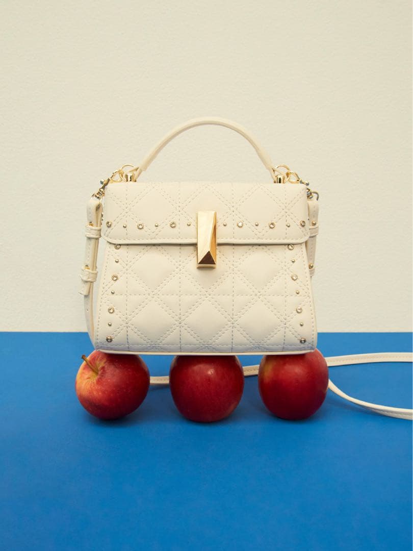 リュタン キルティングビジュースタッズポシェット IVR