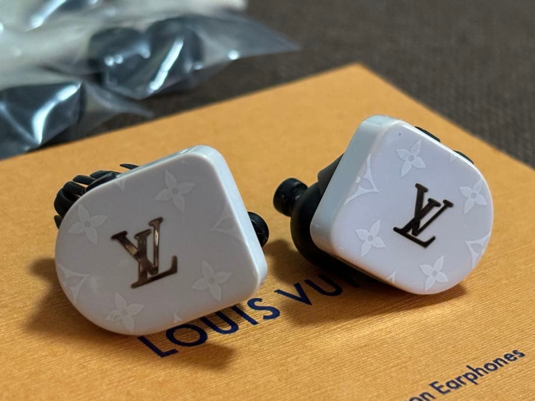 Louis Vuitton ホライズン ワイヤレスイヤホン