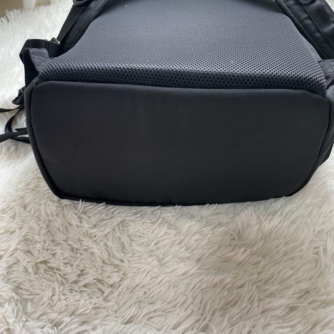 F.C.R.B. × New Era リュック emblem BOX PACK