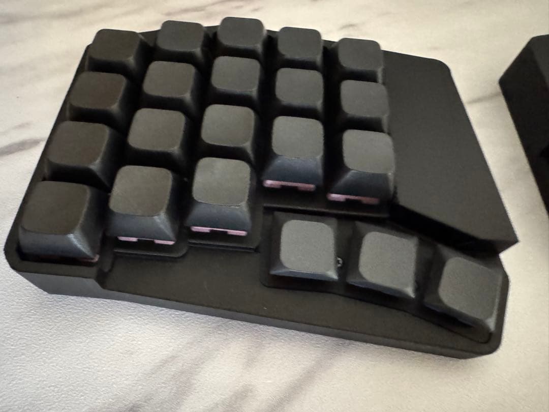 【新品】keyball39 完成品　静音タクタイル　トラックボール付き