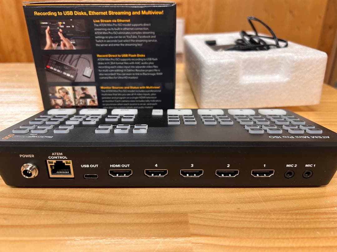 ATEM Mini Pro ISO スイッチャー　配信　プレゼン　イベント