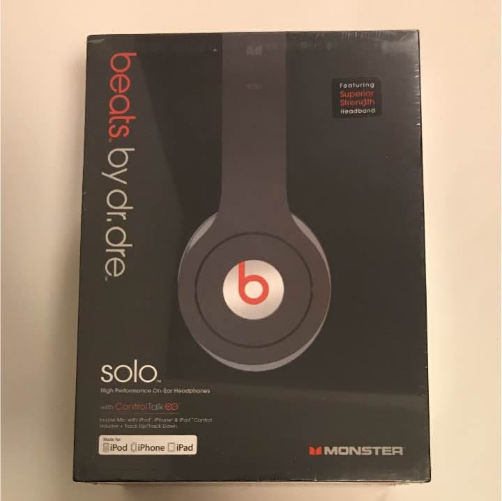 ヘッドホン beats by Dr