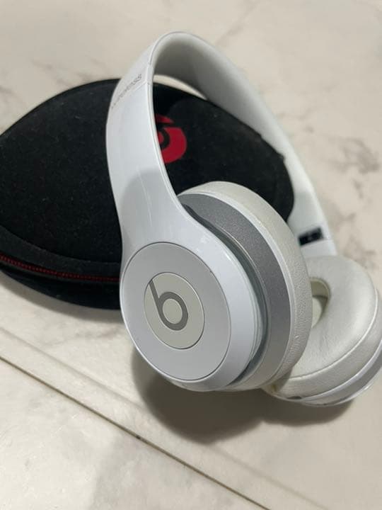 beats solo 2 ヘッドホン