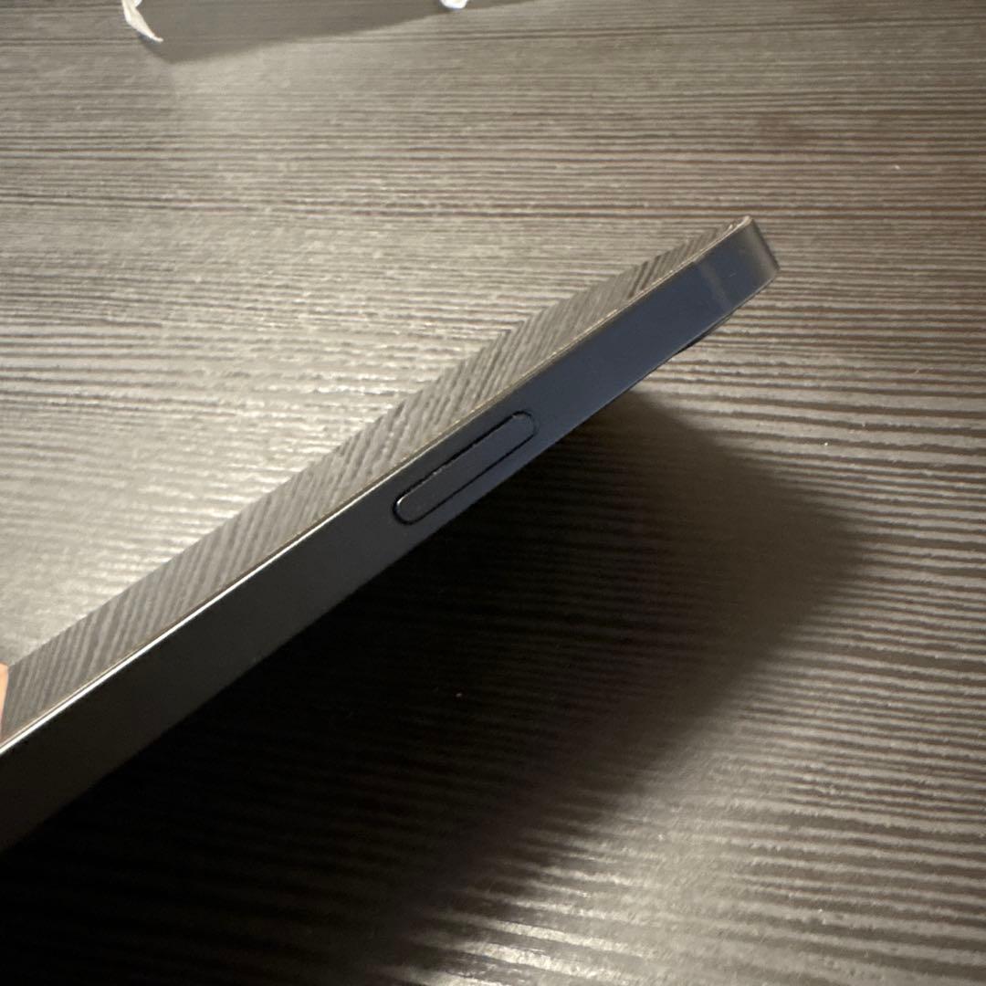 iPhone16e 本体 128GB フィルムカバー付き ブラック