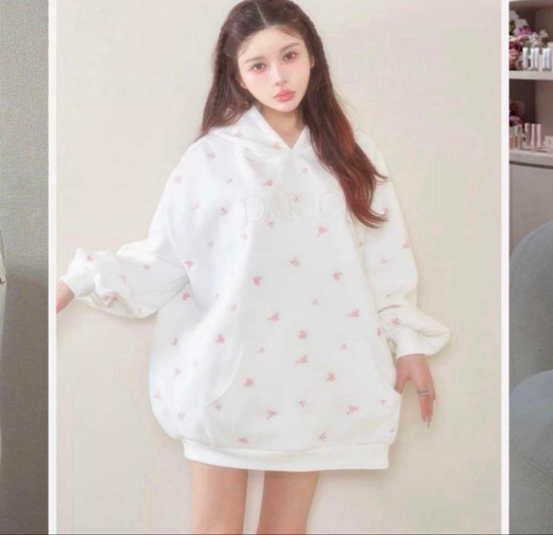 ダーリッチ darich フラワーエンブロイダリービッグフーディ ホワイト