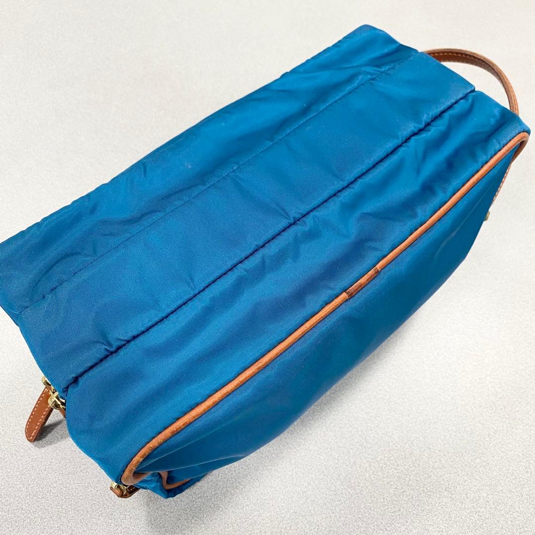 felisi フェリージ　多機能バッグ