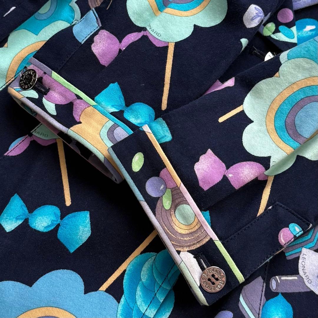 美品☆LEONARD レオナールスポーツ コート トリム 花柄 ネイビー 40