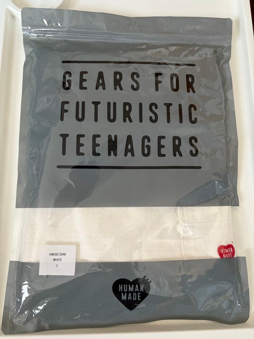 HUMAN MADE ホワイト Tシャツ 新品未開封　ショッピングバッグ付(可)