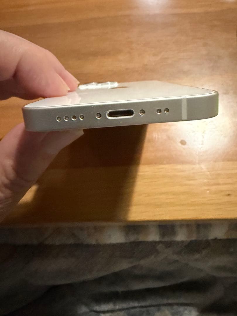 バッテリー86% Apple iPhone 13 mini 128gb ホワイト