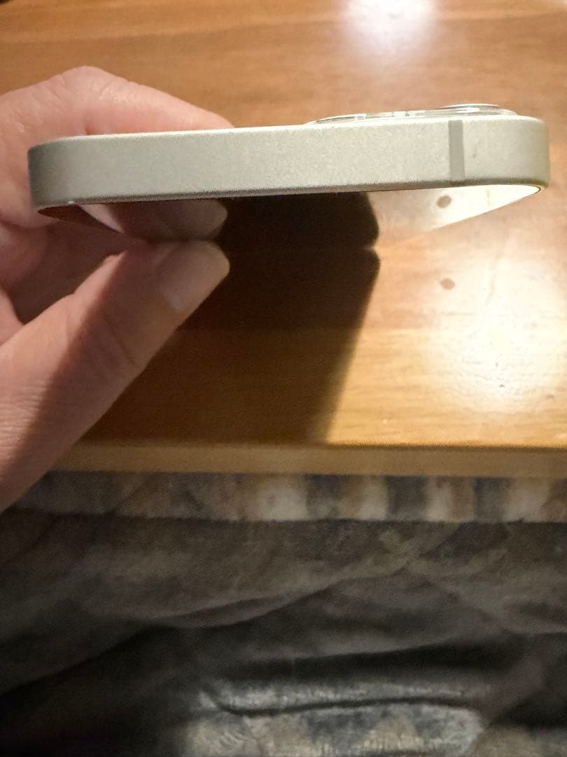 バッテリー86% Apple iPhone 13 mini 128gb ホワイト