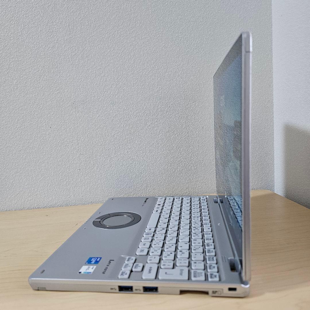 Panasonic CF-QV1／Core i5 11世代・16GB／LTE内蔵