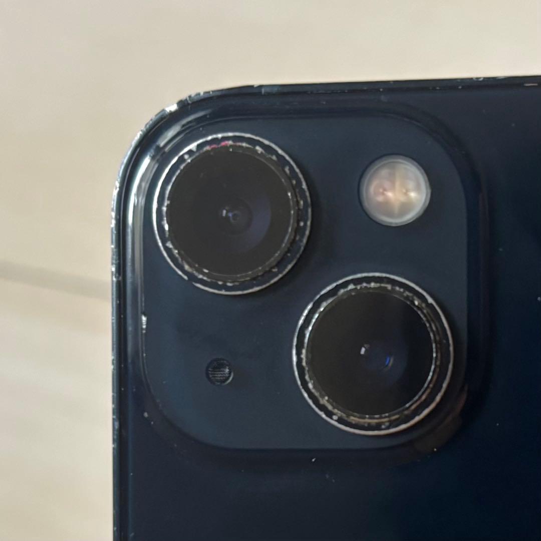 Apple iPhone 13 本体 外装傷あり