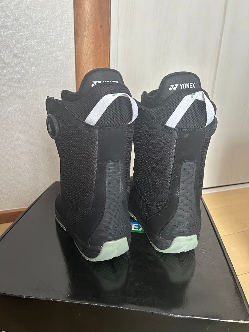 スノーボード　ブーツ　レディース　YONEX AERUS BOA 23.5センチ