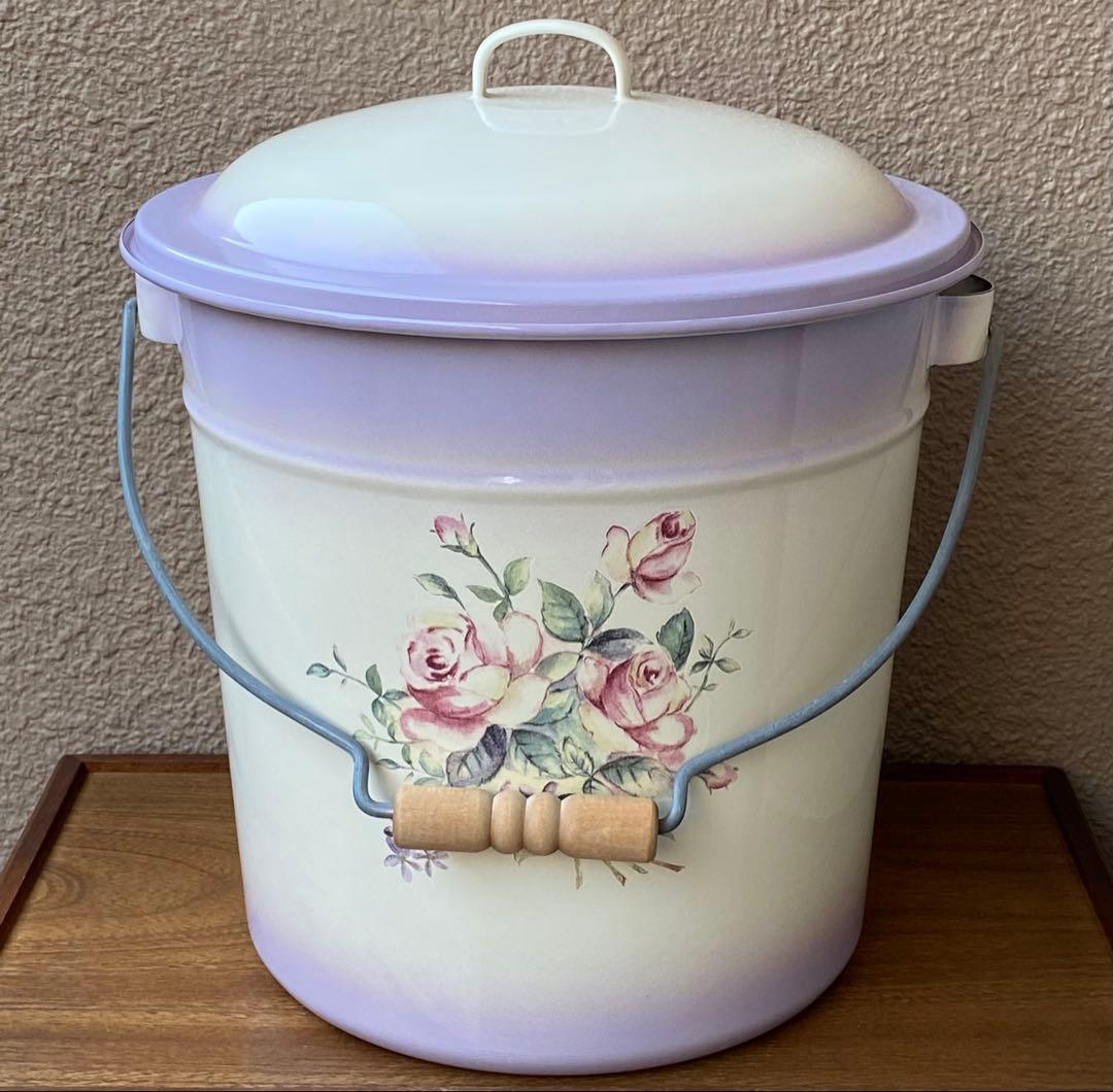 ☘️イマン☘️ ビビアン　パープル　ホーロー製蓋付き特大バケツ　ストッカー