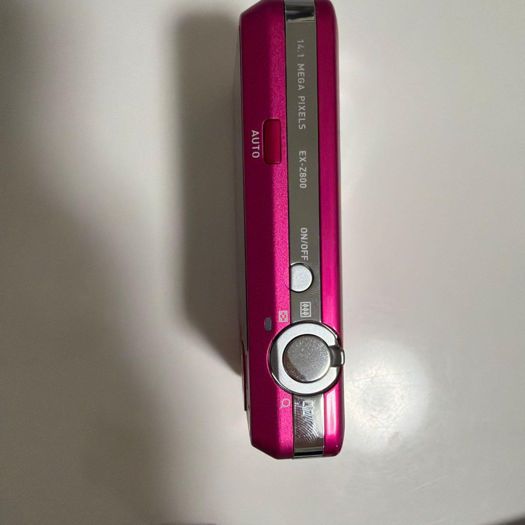 CASIO EX-Z800 カメラ(録画機能付き)