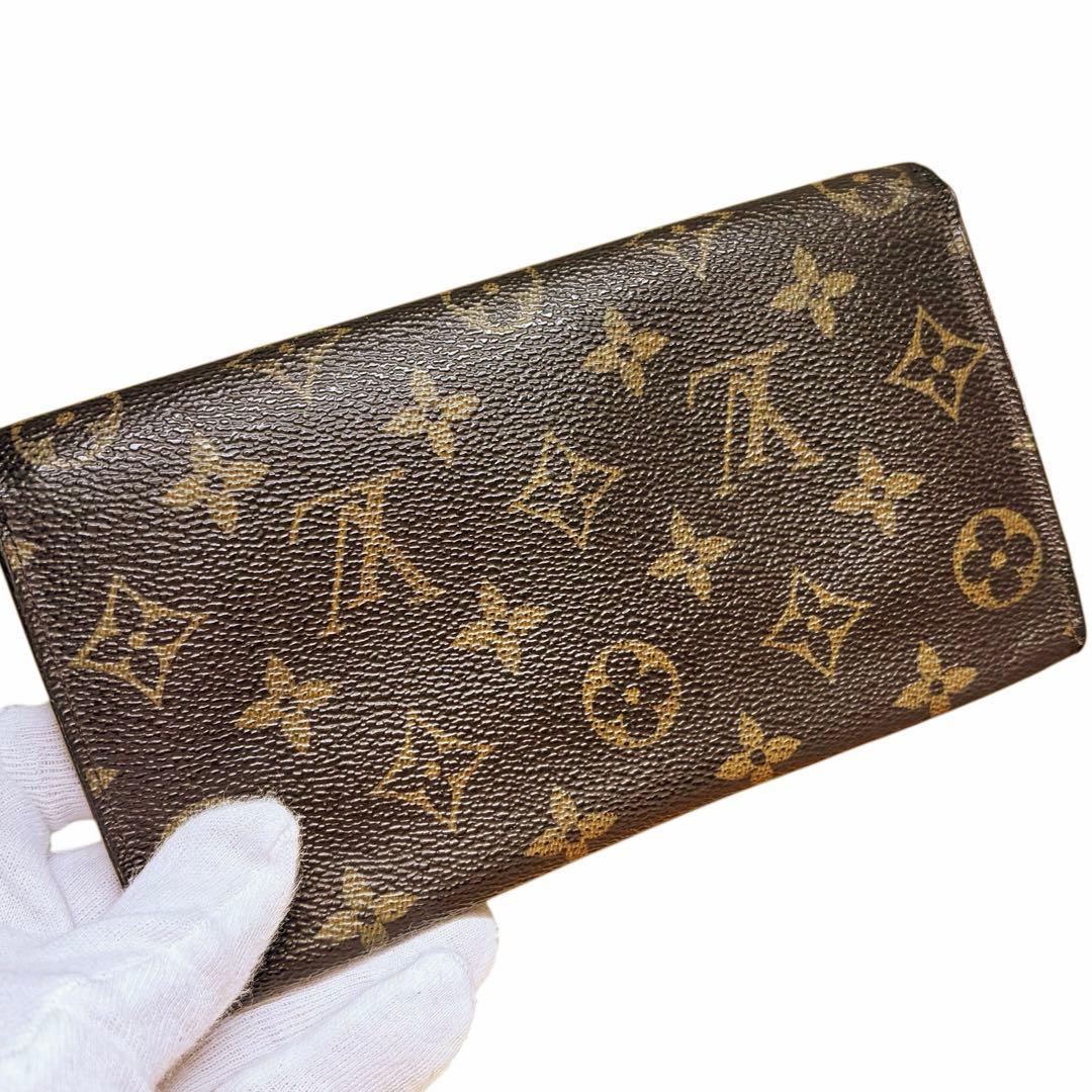 ルイヴィトン ポルトフォイユ インターナショナル モノグラム 三つ折り 長財布