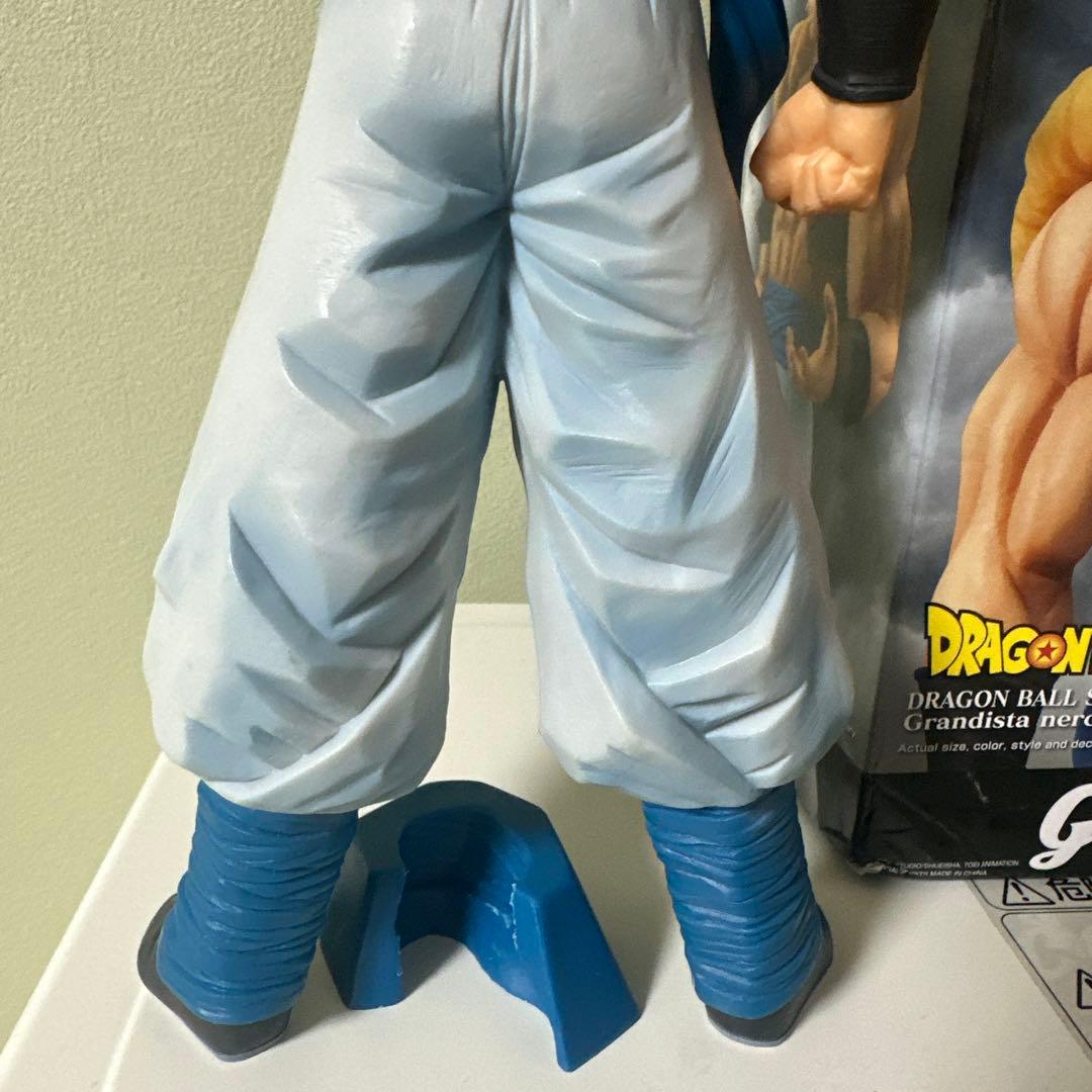 Grandista nero グランディスタ ネロ ゴジータ