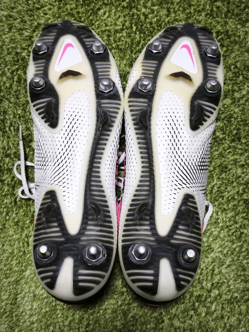 Nike ファントムGT SG PRO ホワイト/ピンク　28.5cm