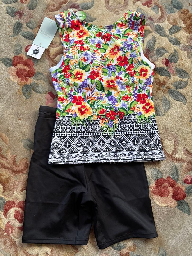 新品未使用　WACOALワコール女性用水着 上下セット　9M