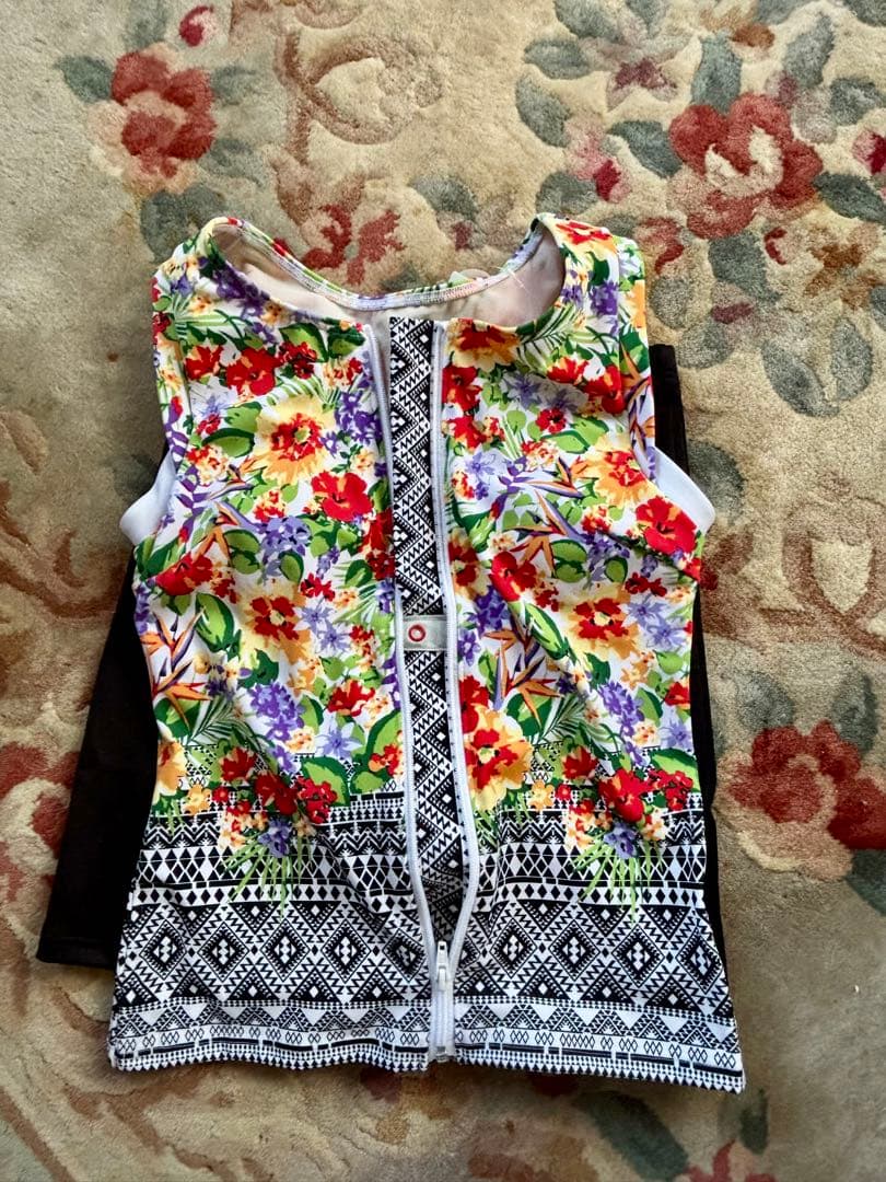 新品未使用　WACOALワコール女性用水着 上下セット　9M