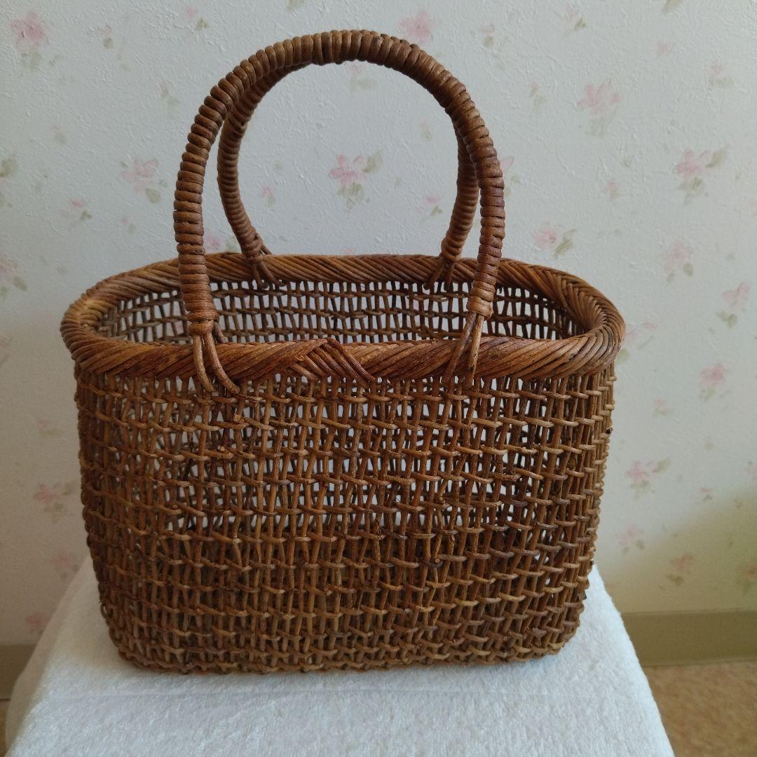 伝統工芸品　あけびのかごバッグ
