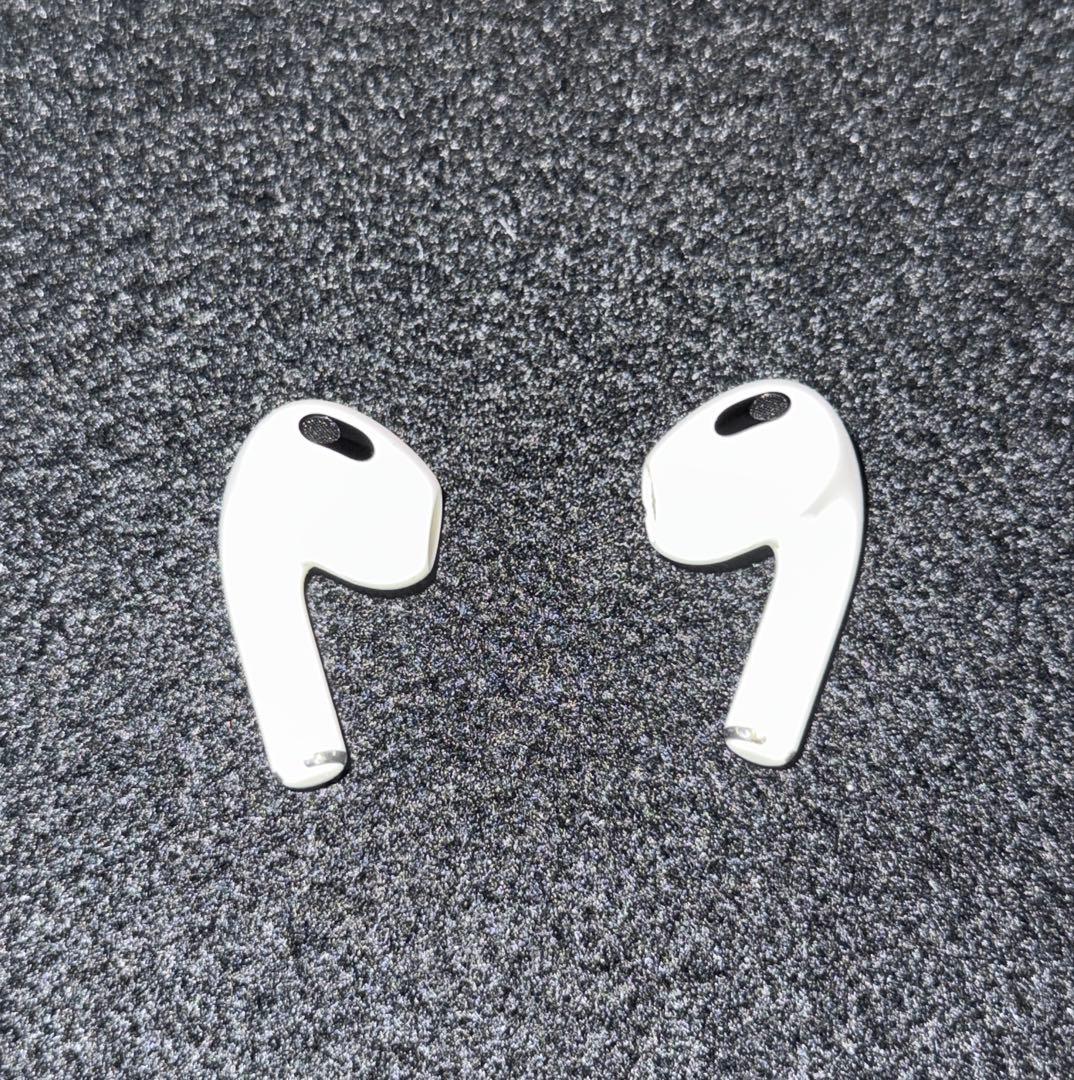 AirPods本体 第3世代 ホワイト