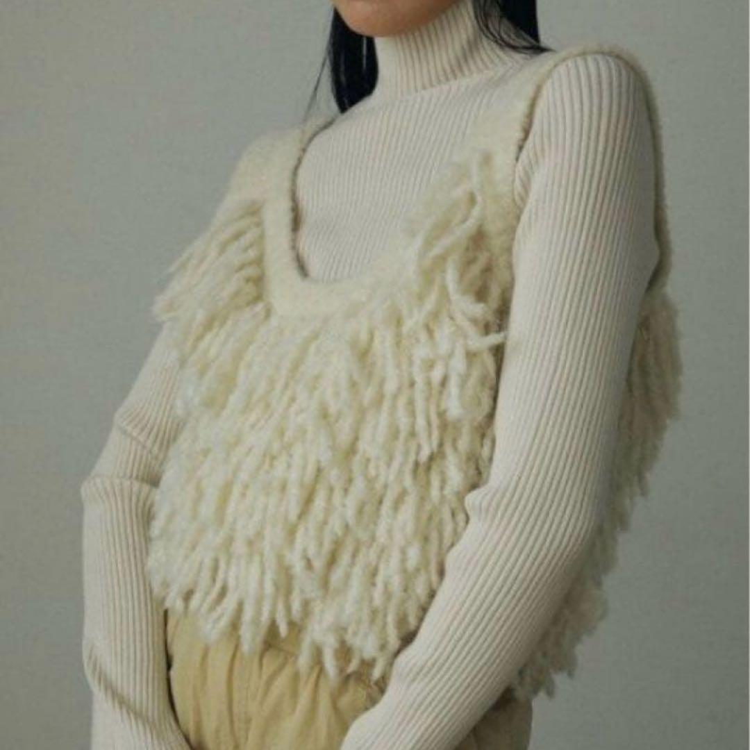 anuke フリンジニットビスチェ