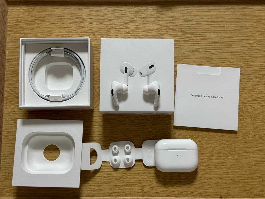 【Apple純正品/付属品完備】AirPods Pro (第1世代)