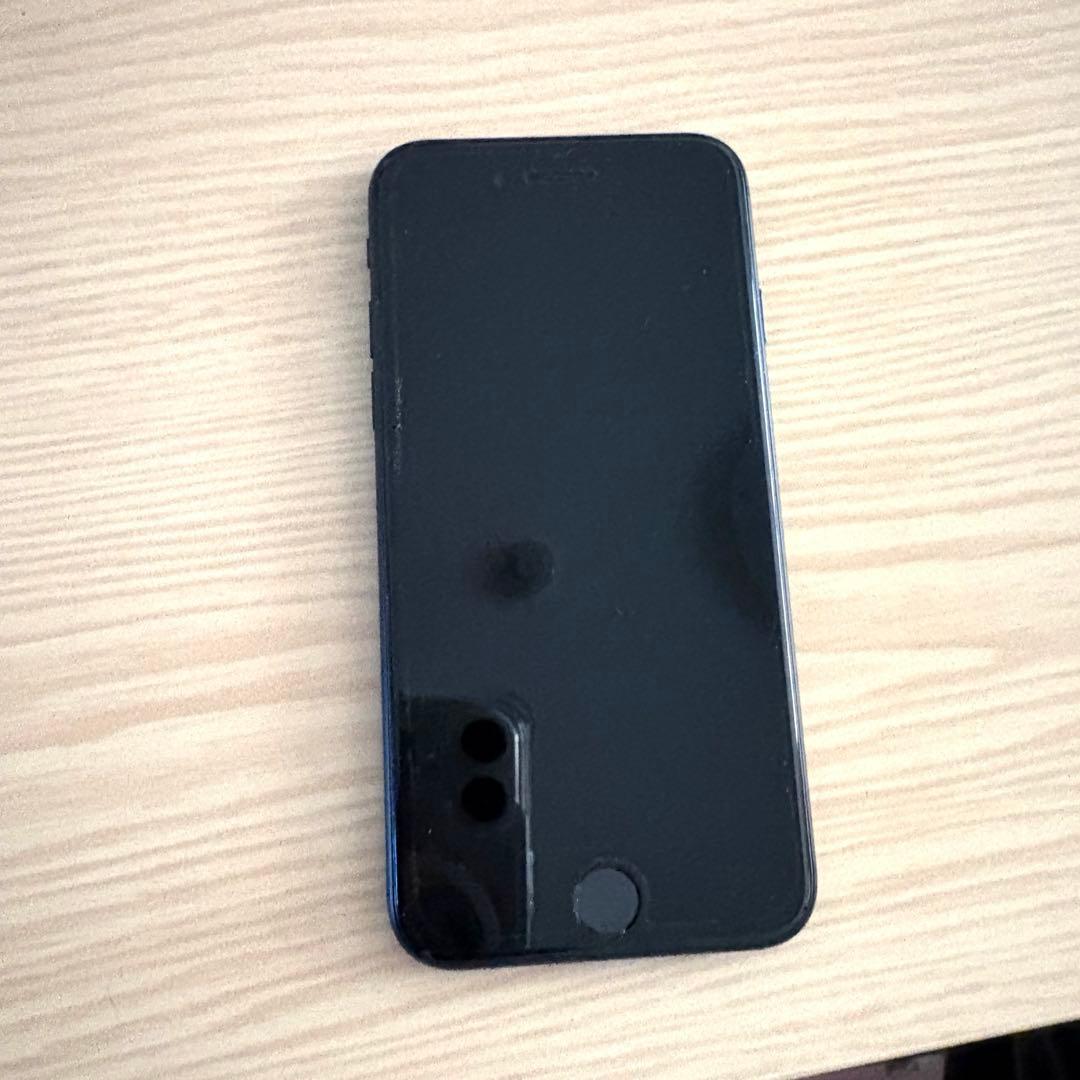 iPhoneSE2 64GB ブラック　simフリー　ジャンク品