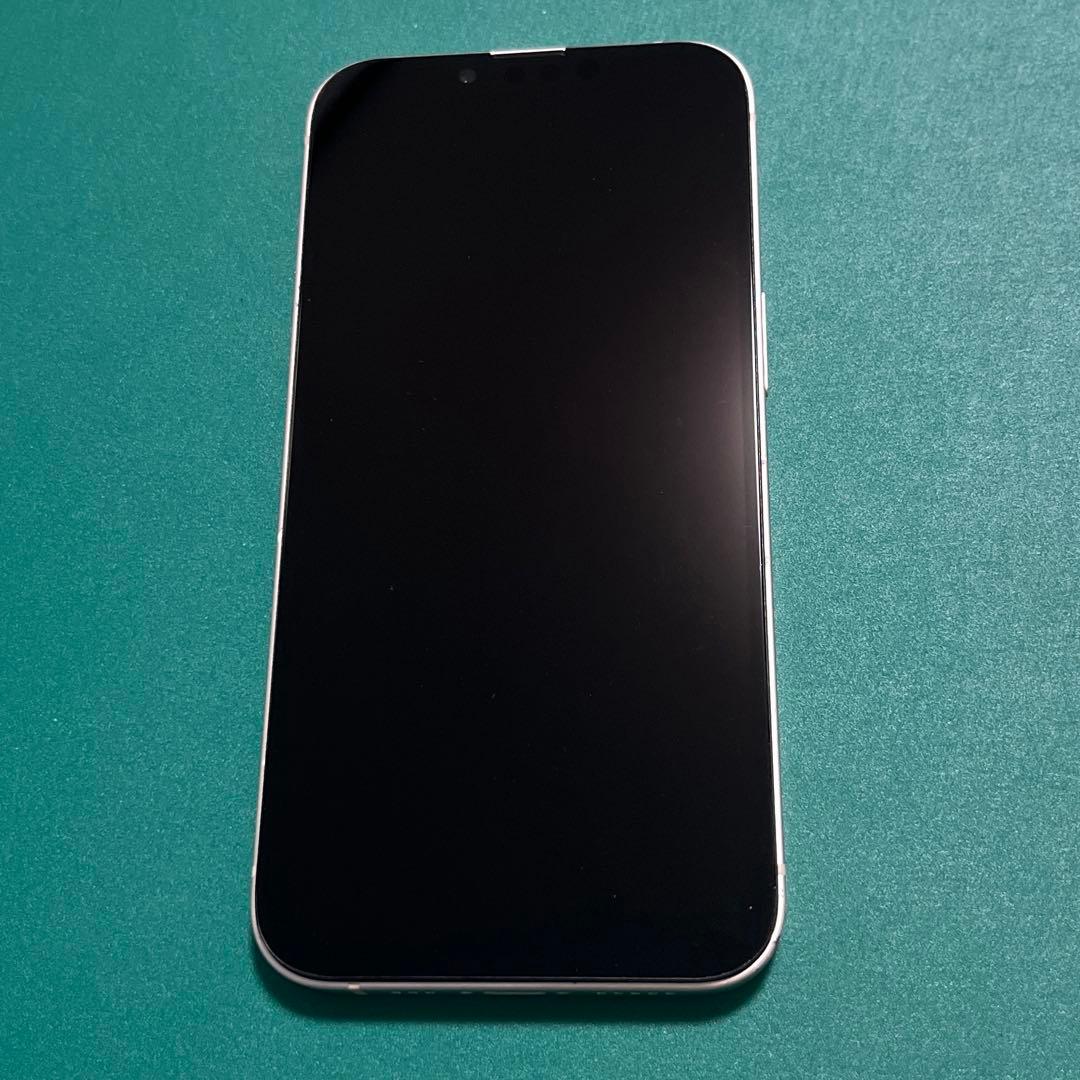 【中古】iPhone 13 ホワイト 256 バテリ100% ④