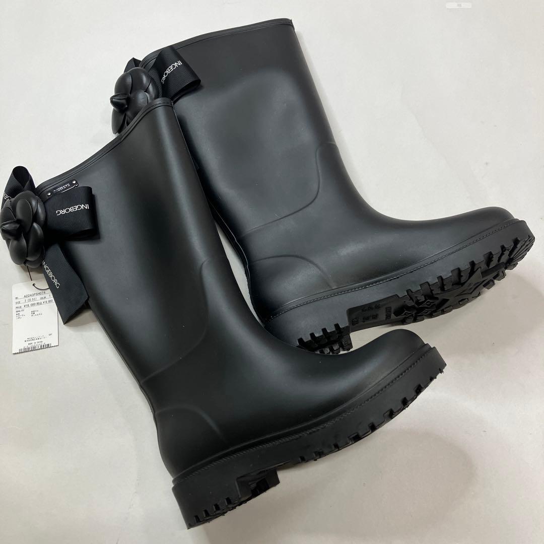 【新品未使用】インゲボルグ 黒 カメリアリボン付き レインブーツ/2024年 秋