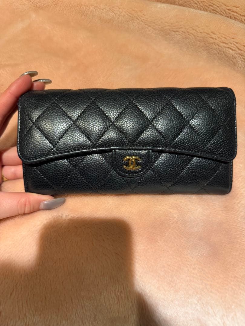 CHANEL キルティング ブラックレザー長財布